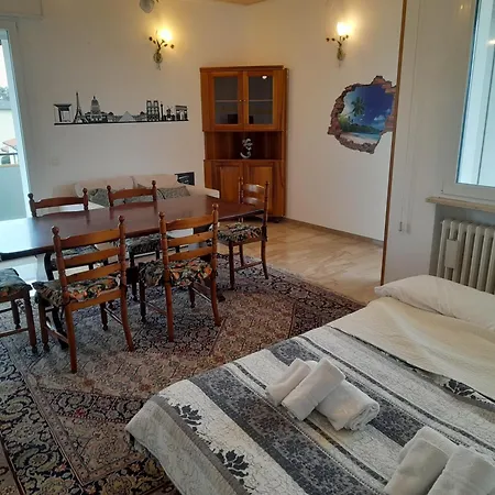 Daire Attico Confortevole Vicino A Venezia E Padova *